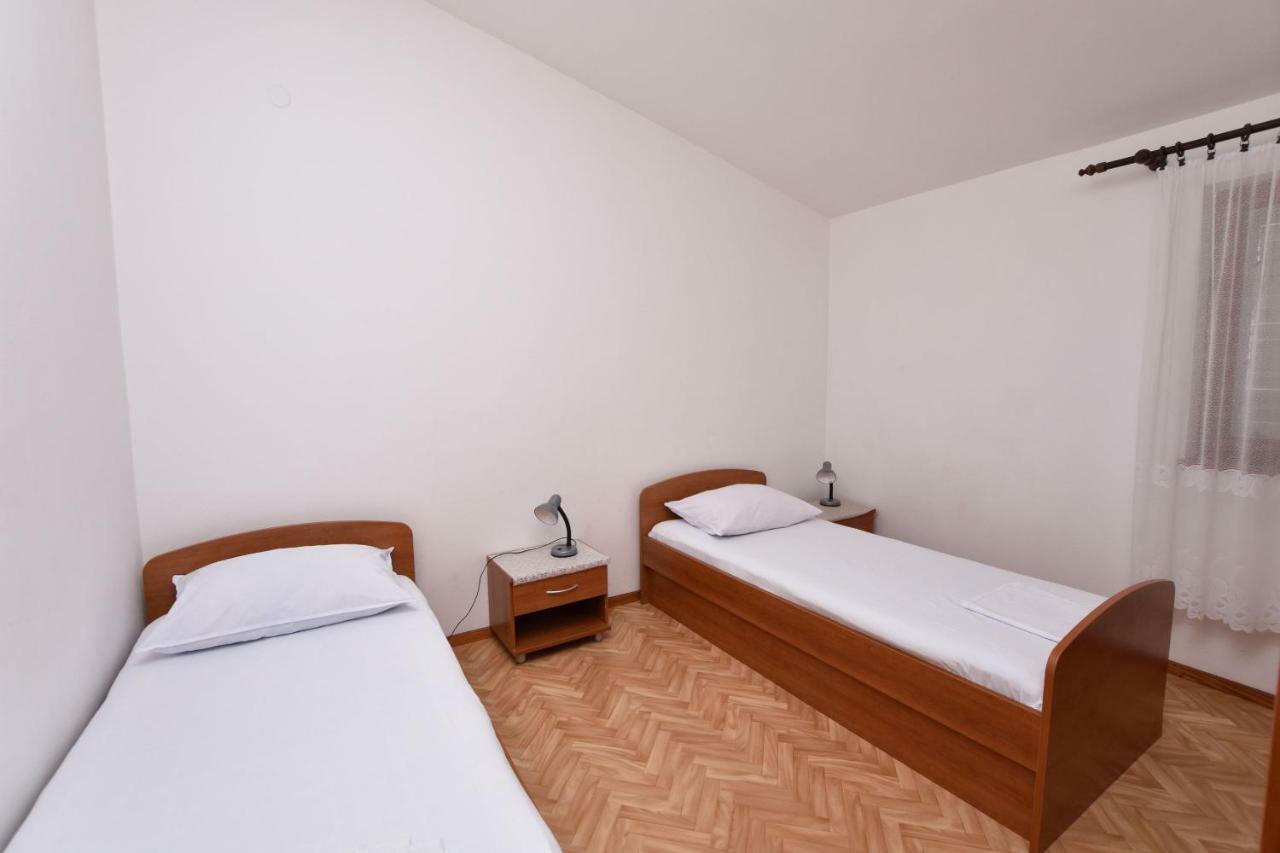Apartment Damir Primosten Ngoại thất bức ảnh
