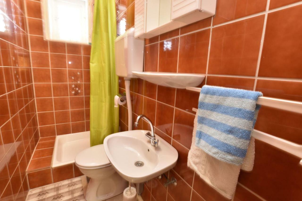 Apartment Damir Primosten Ngoại thất bức ảnh